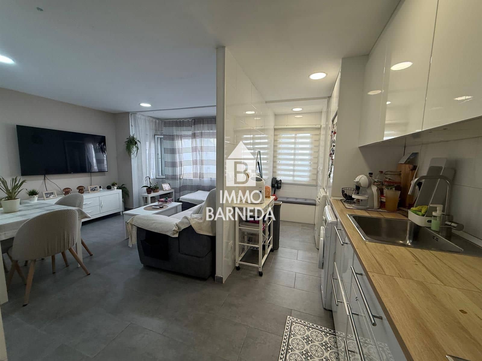 3 bedroom Flat for sale in Roses - € 189,000 (Ref: 9990930)