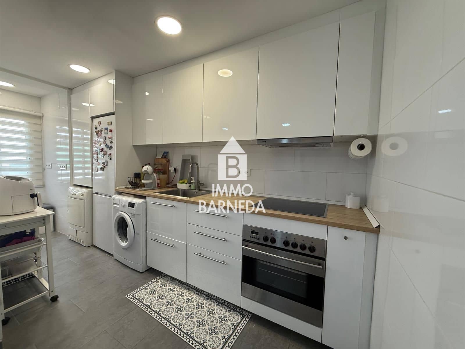 3 bedroom Flat for sale in Roses - € 189,000 (Ref: 9990930)
