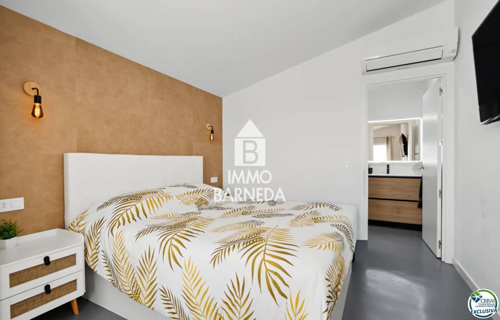 3 bedroom Villa for sale in El Mas Fumats with pool garage - € 489,000 (Ref: 9999401)