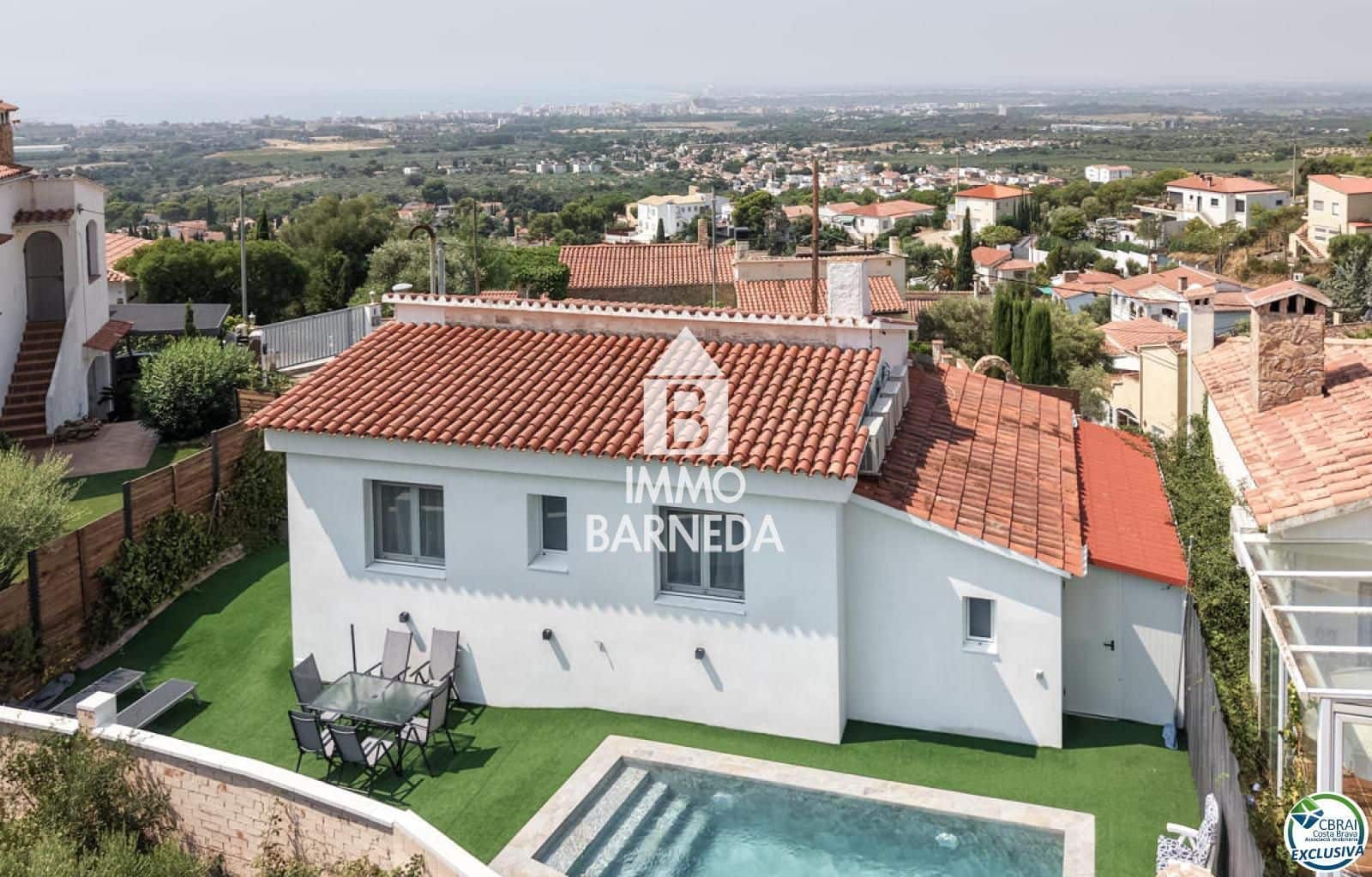 3 bedroom Villa for sale in El Mas Fumats with pool garage - € 489,000 (Ref: 9999401)