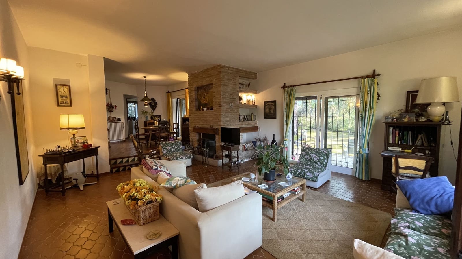 3 bedroom Villa for sale in Santa Cristina d'Aro with garage - € 650,000 (Ref: 9932244)