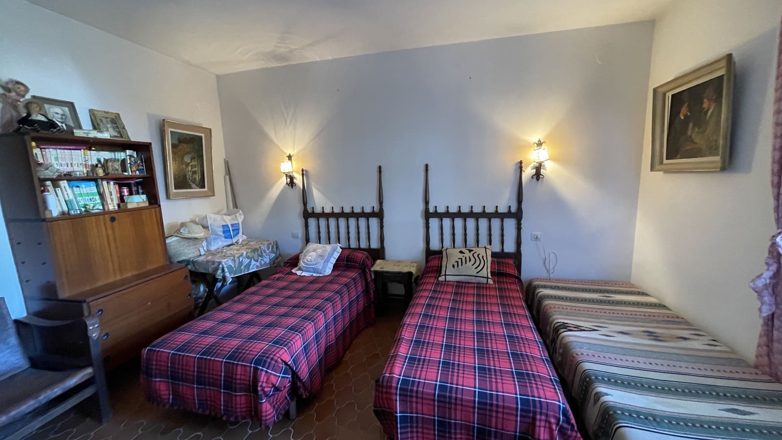 3 bedroom Villa for sale in Santa Cristina d'Aro with garage - € 650,000 (Ref: 9932244)