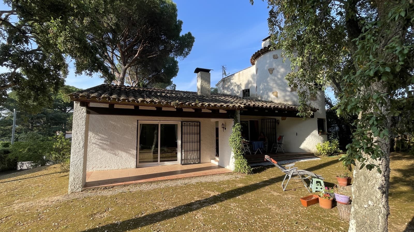 3 bedroom Villa for sale in Santa Cristina d'Aro with garage - € 650,000 (Ref: 9932244)