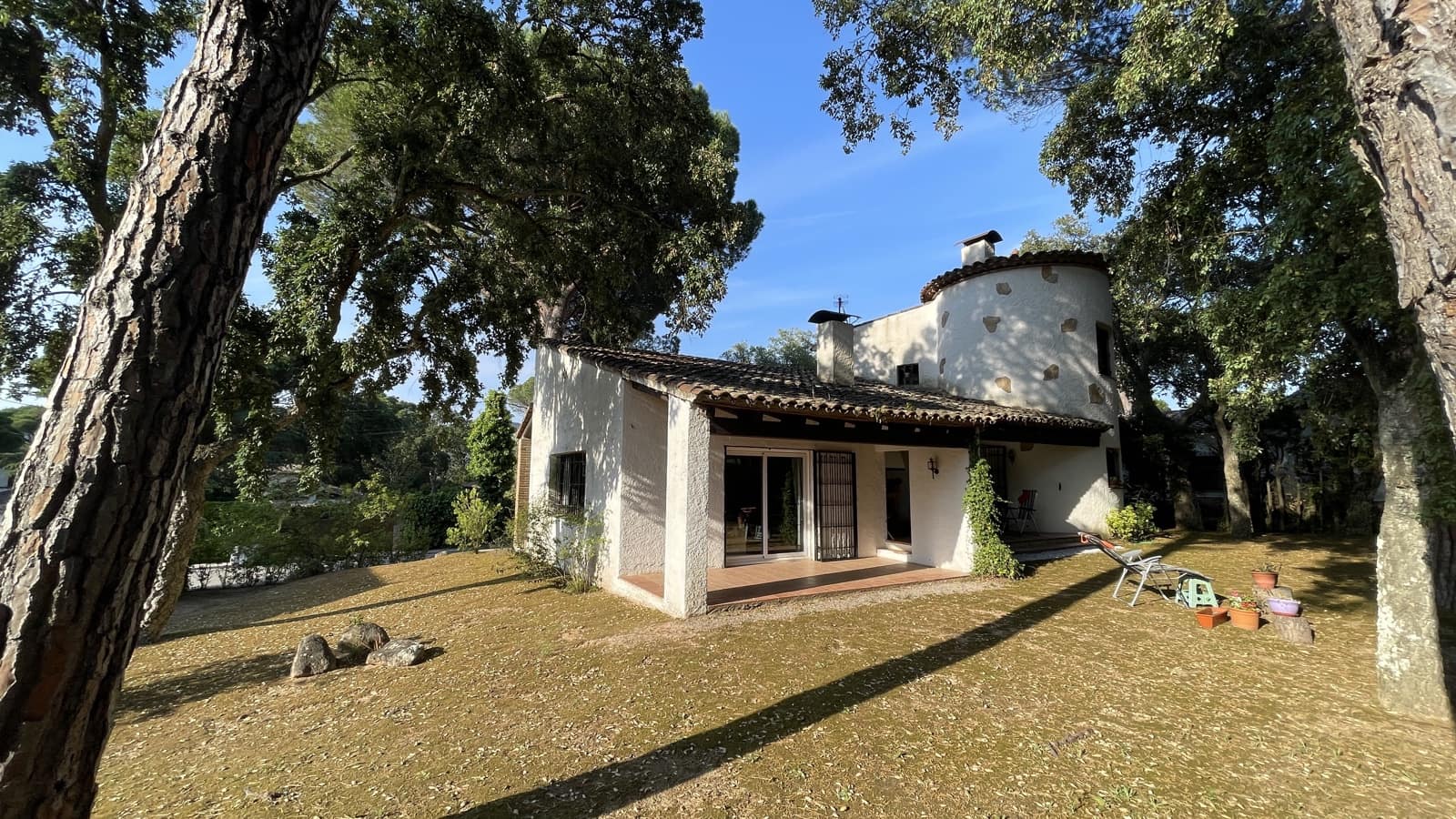 3 bedroom Villa for sale in Santa Cristina d'Aro with garage - € 650,000 (Ref: 9932244)