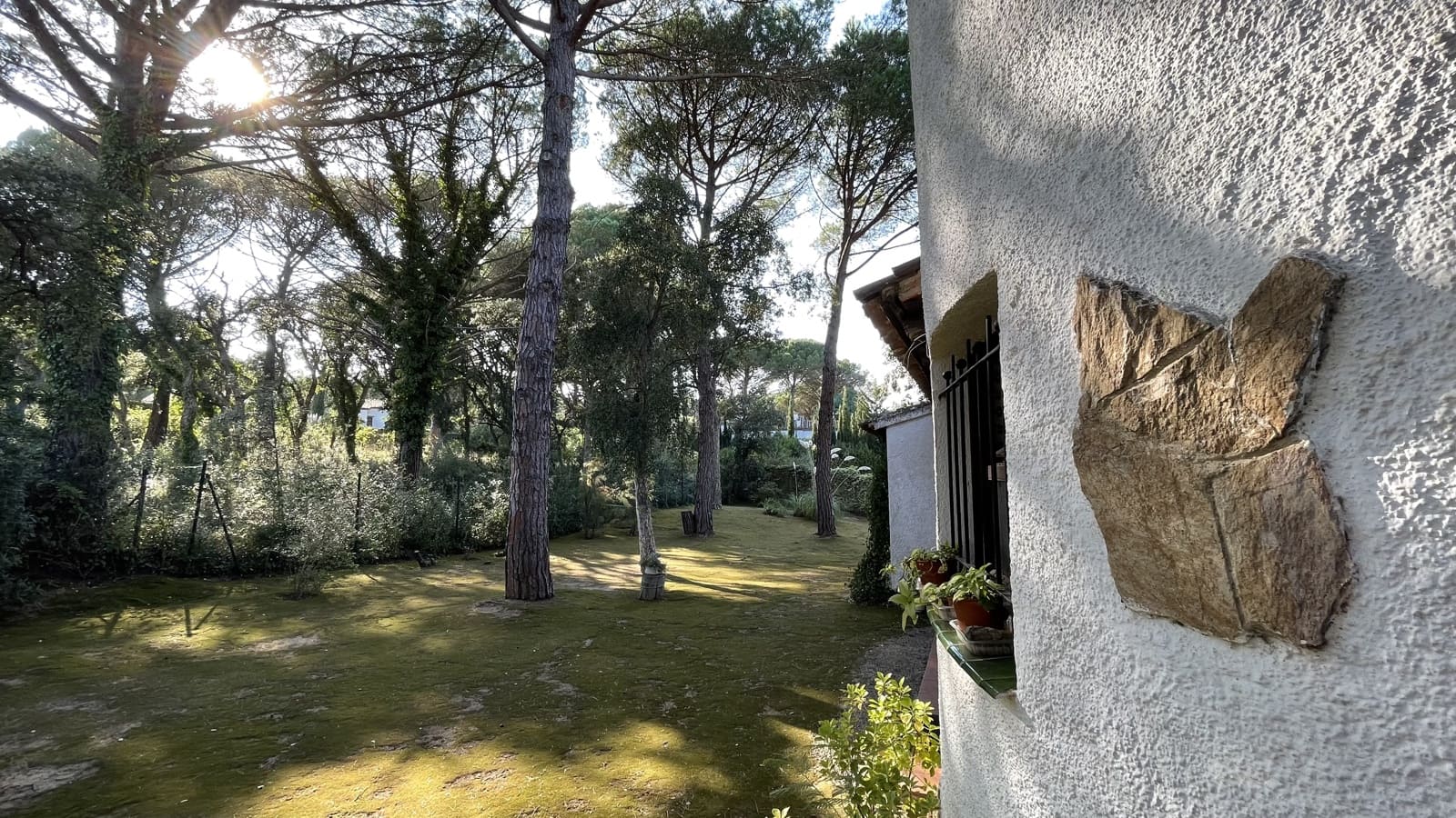 3 bedroom Villa for sale in Santa Cristina d'Aro with garage - € 650,000 (Ref: 9932244)
