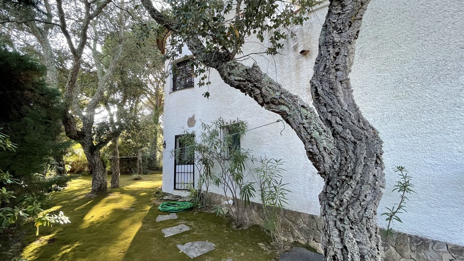 3 bedroom Villa for sale in Santa Cristina d'Aro with garage - € 650,000 (Ref: 9932244)