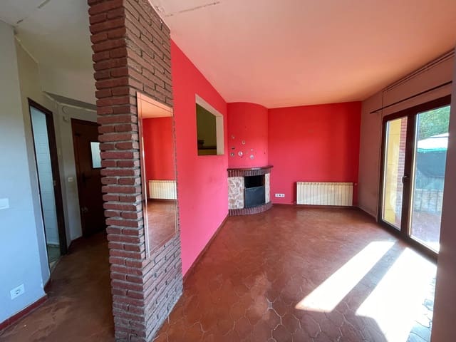 2 soveværelse Rækkehus til salg i Santa Cristina d'Aro - € 245.000 (Ref: 9937340)