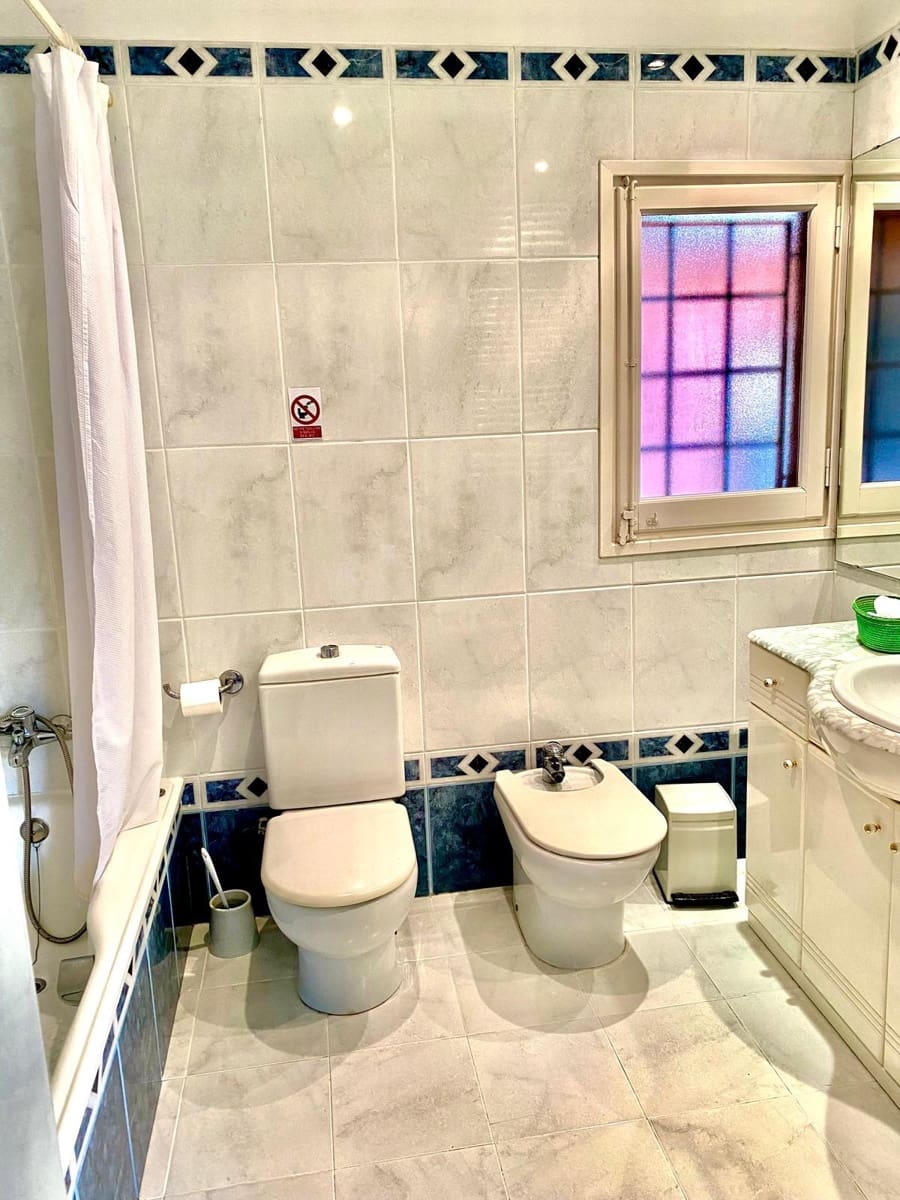 5 bedroom Townhouse for holiday rental in Santa Cristina d'Aro with pool garage - € 4,900 (Ref: 9944908)