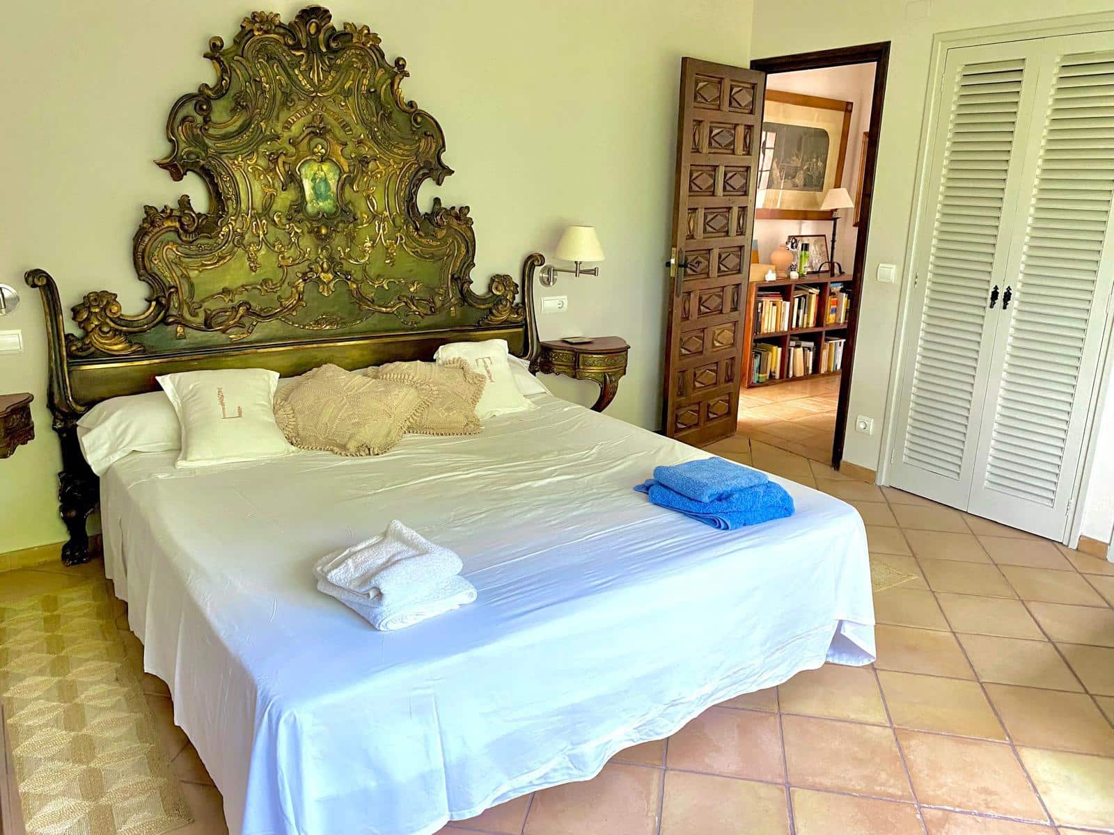 5 bedroom Townhouse for holiday rental in Santa Cristina d'Aro with pool garage - € 4,900 (Ref: 9944908)