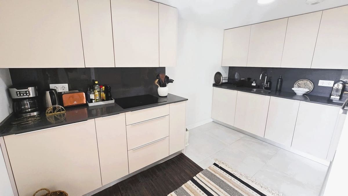 2 bedroom Penthouse for sale in Benalmadena with pool garage - € 499,000 (Ref: 10098877)