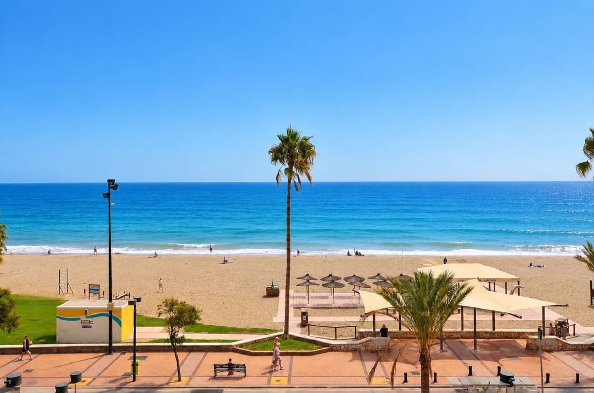 2 sovrum Lägenhet till salu i Fuengirola - 599 000 € (Ref: 10134943)