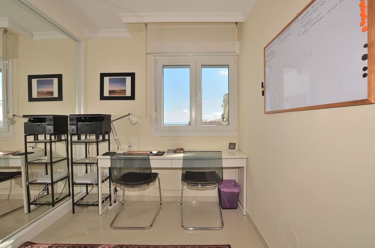 4 slaapkamer Penthouse te koop in Benalmadena met garage - € 495.000 (Ref: 10154359)
