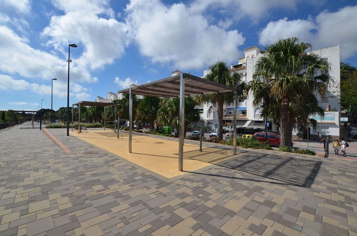 4 slaapkamer Penthouse te koop in Benalmadena met garage - € 495.000 (Ref: 10154359)