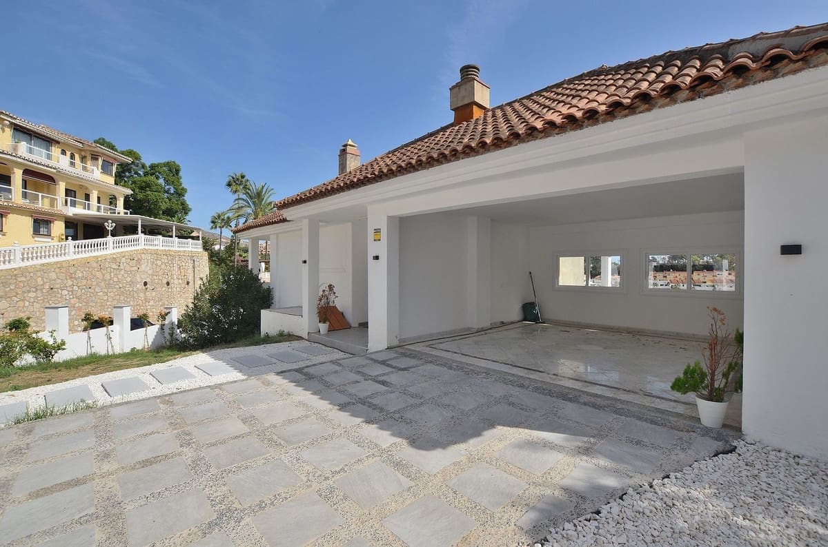 4 bedroom Villa for sale in Torremuelle with pool garage - € 995,000 (Ref: 10183561)