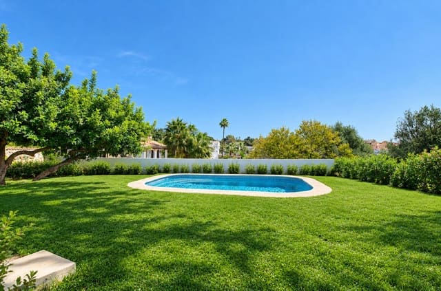 4 bedroom Villa for sale in Torremuelle, Benalmádena with pool garage - € 995,000 (Ref: 10183561)