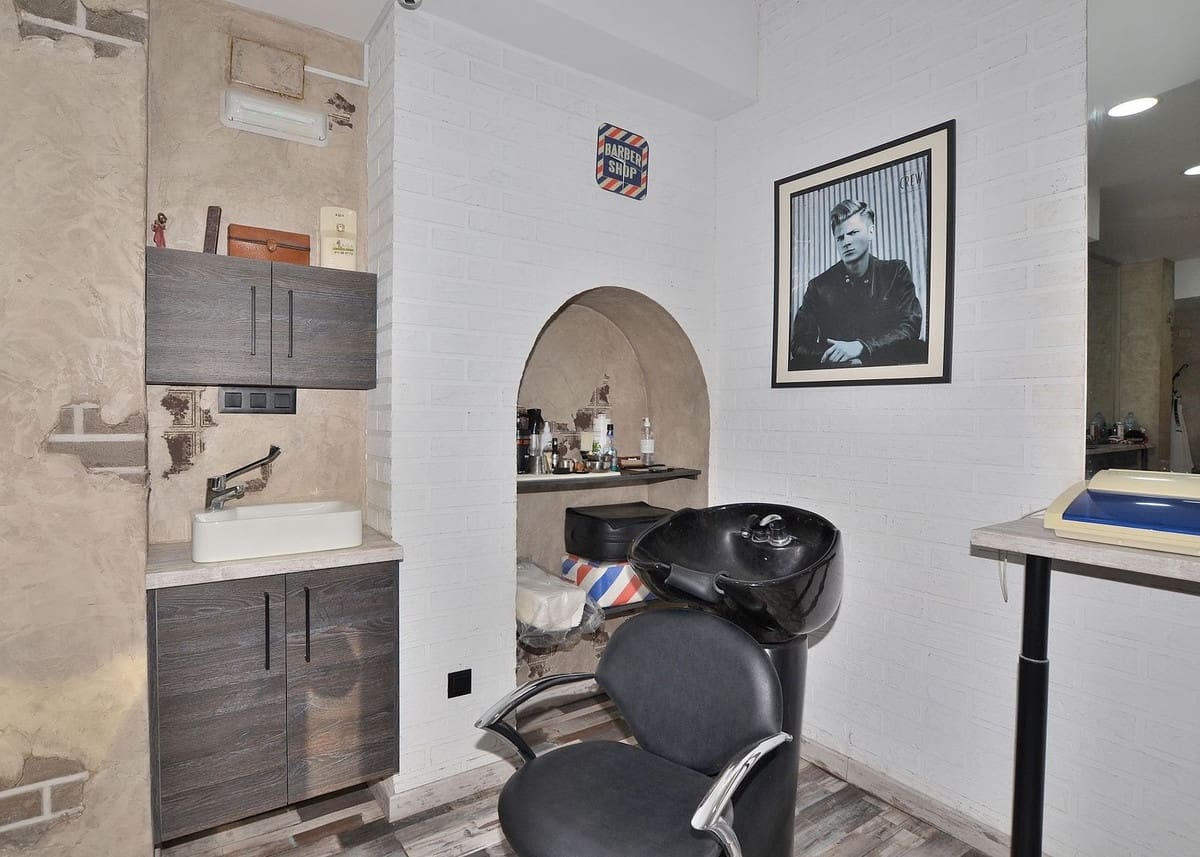 Erhverv til salg i Benalmadena Costa - € 54.950 (Ref: 8790375)