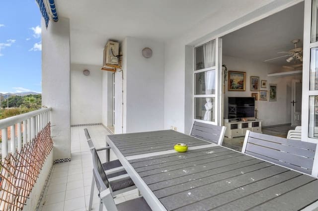 3 bedroom Apartment for sale in Fuengirola with pool - € 495,000 (Ref: 8886781)