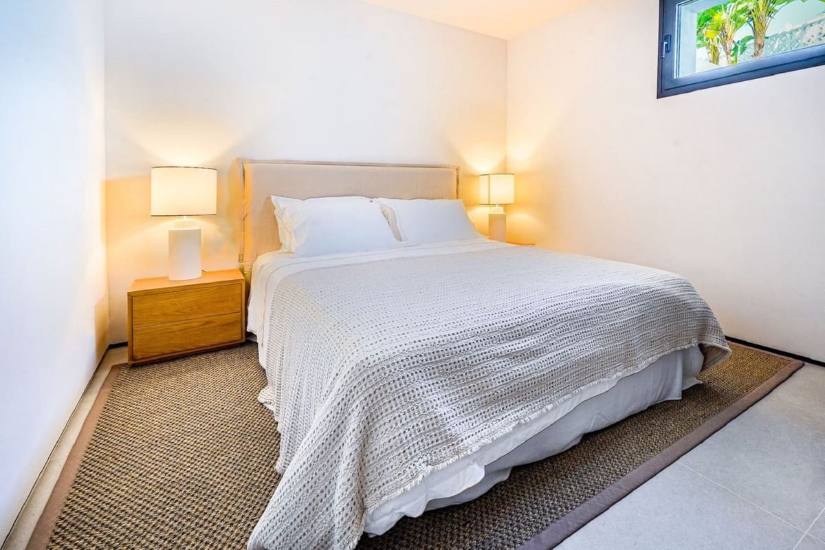 5 Zimmer Villa zu verkaufen in Nueva Andalucia mit Pool Garage - 3.150.000 € (Ref: 8909897)