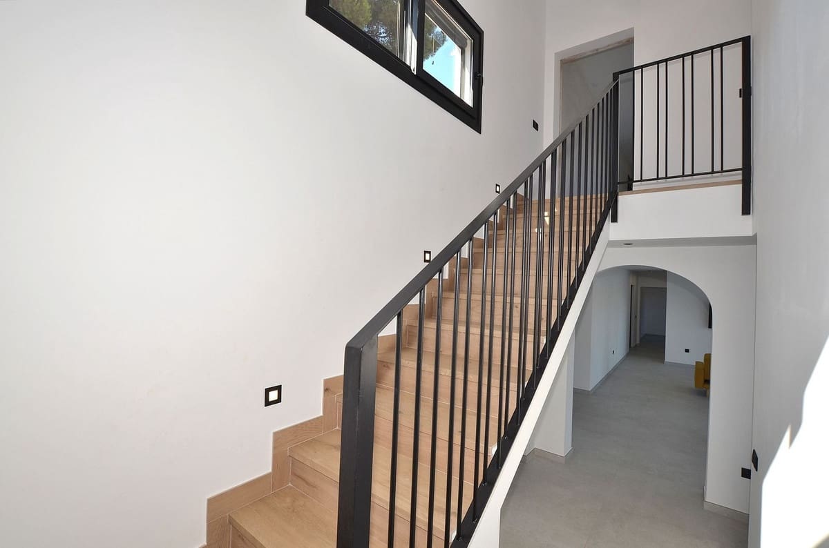 5 soveværelse Villa til salg i El Coto med swimmingpool garage - € 1.099.000 (Ref: 9104914)