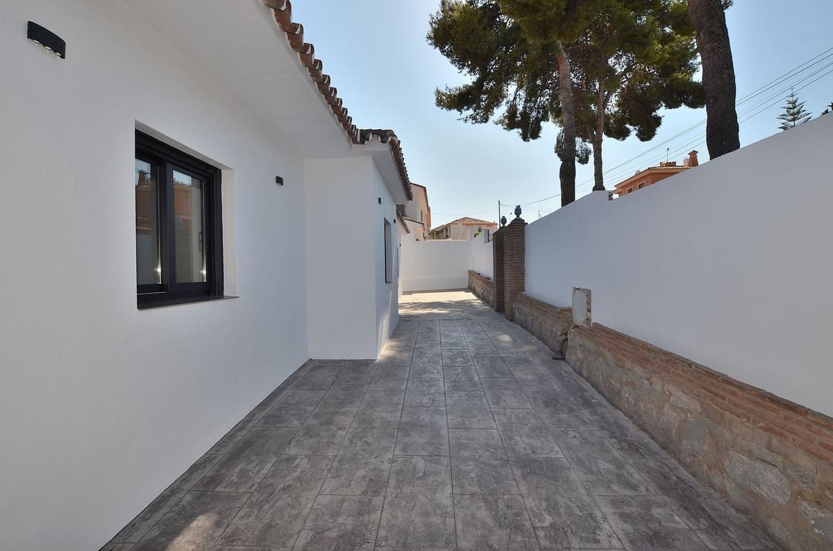 5 soveværelse Villa til salg i El Coto med swimmingpool garage - € 1.099.000 (Ref: 9104914)