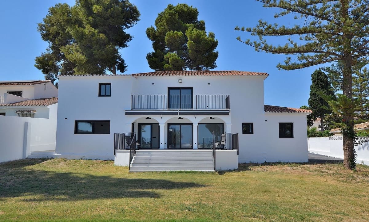 5 soveværelse Villa til salg i El Coto med swimmingpool garage - € 1.099.000 (Ref: 9104914)