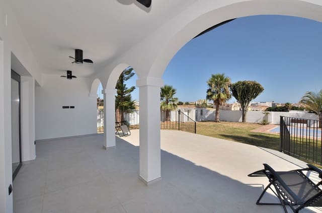 Chalet de 5 habitaciones en El Coto, Mijas en venta con piscina garaje - 1.295.000 € (Ref: 9104914)