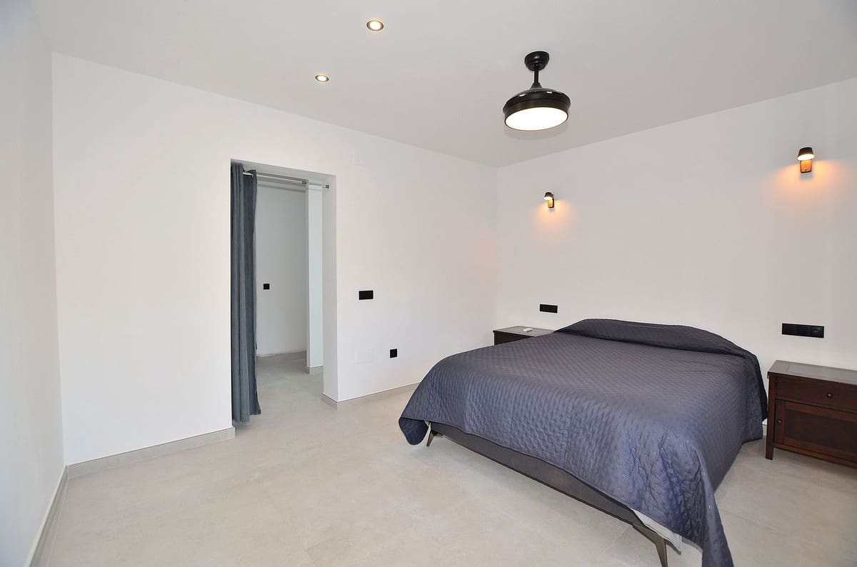 Chalet de 5 habitaciones en El Coto en venta con piscina garaje - 1.295.000 € (Ref: 9104914)