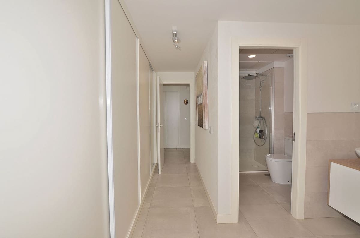 3 quarto Apartamento para venda em Fuengirola com piscina garagem - 995 000 € (Ref: 9131521)