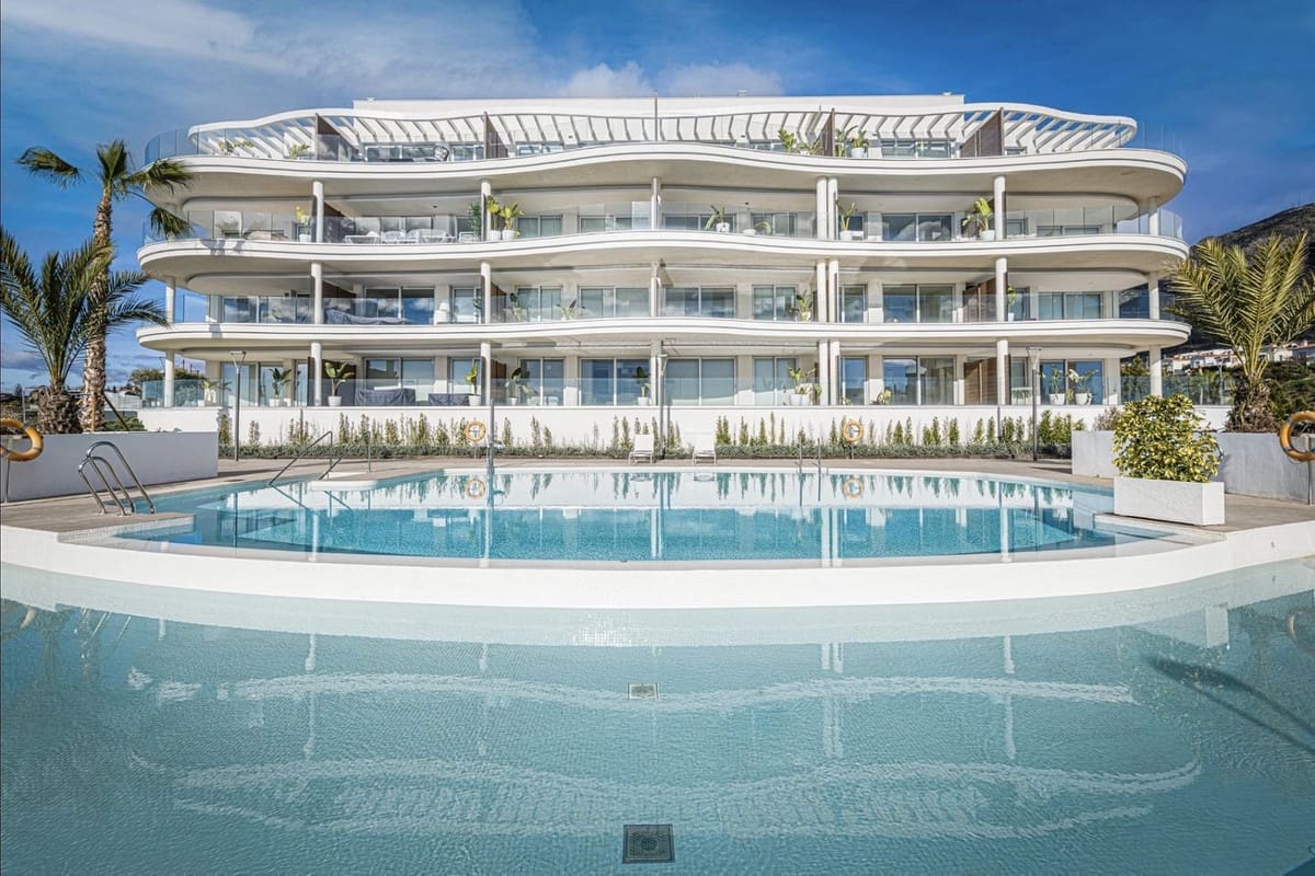 3 quarto Apartamento para venda em Fuengirola com piscina garagem - 995 000 € (Ref: 9131521)