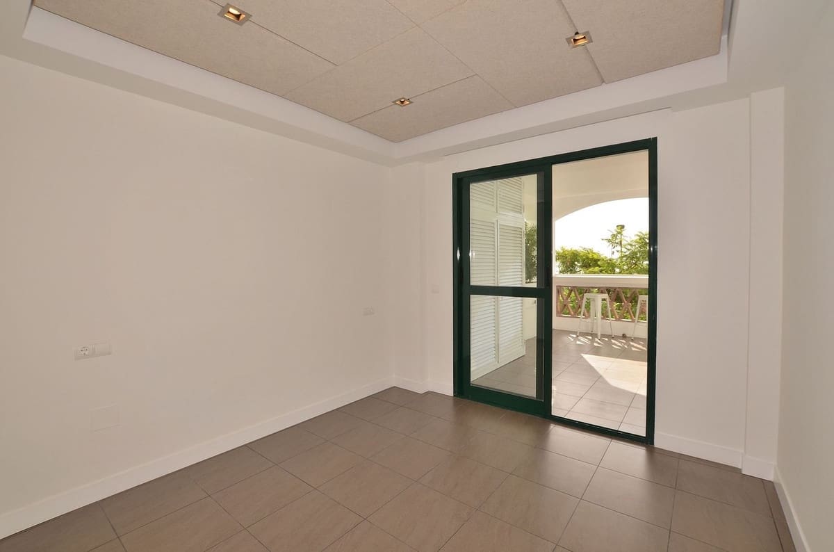 2 soverom Leilighet til salgs i Benalmadena med svømmebasseng - € 359 000 (Ref: 9255910)