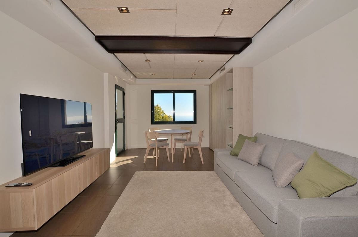 2 soveværelse Lejlighed til salg i Benalmadena med swimmingpool - € 349.000 (Ref: 9255910)