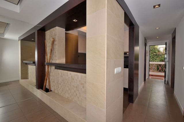 2 makuuhuone Huoneisto myytävänä paikassa Benalmádena pueblo, Benalmádena mukana uima-altaan - 349 000 € (Ref: 9255910)