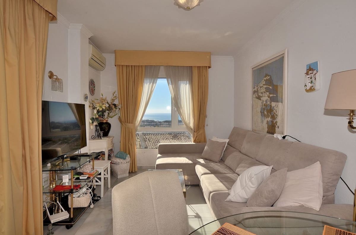 2 sypialnia Dom na sprzedaż w Benalmadena z basenem - 345 000 € (Ref: 9426440)