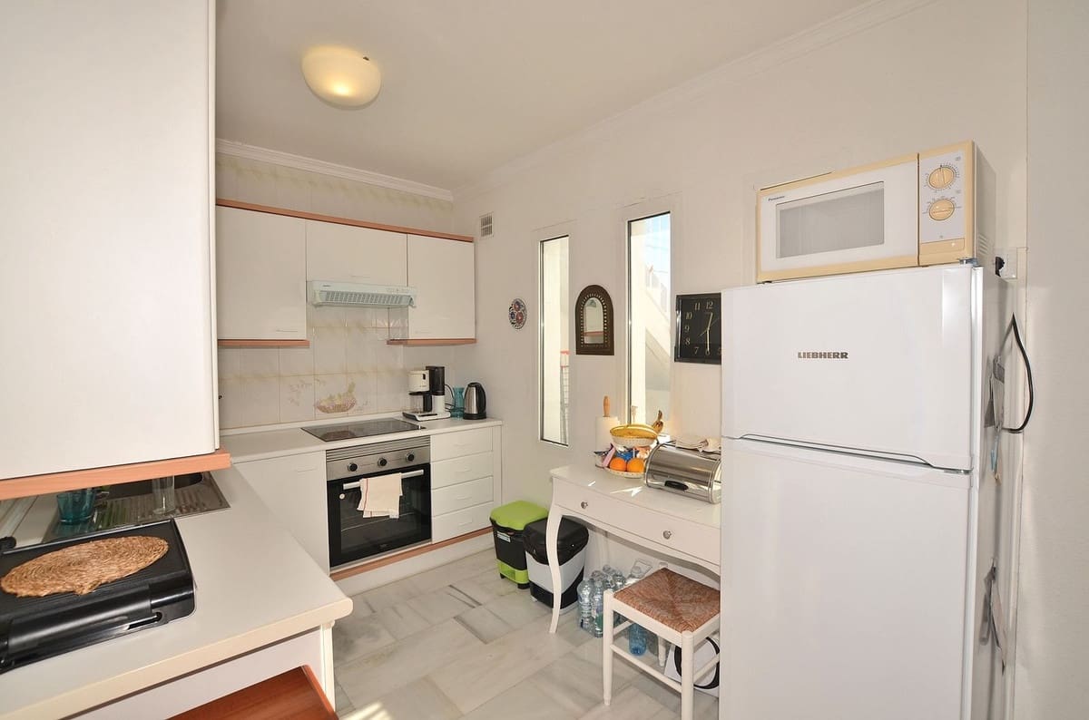 2 sypialnia Dom na sprzedaż w Benalmadena z basenem - 345 000 € (Ref: 9426440)