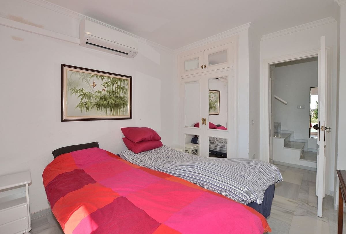 2 sypialnia Dom na sprzedaż w Benalmadena z basenem - 345 000 € (Ref: 9426440)