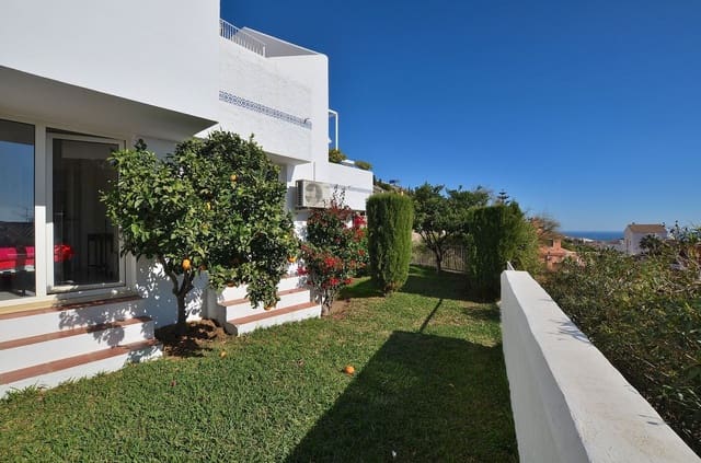 2 soveværelse Byhus til salg i Benalmádena med swimmingpool - € 345.000 (Ref: 9426440)