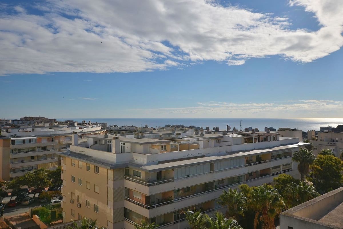 3 Zimmer Penthouse zu verkaufen in Arroyo de la Miel mit Pool Garage - 525.000 € (Ref: 9432652)