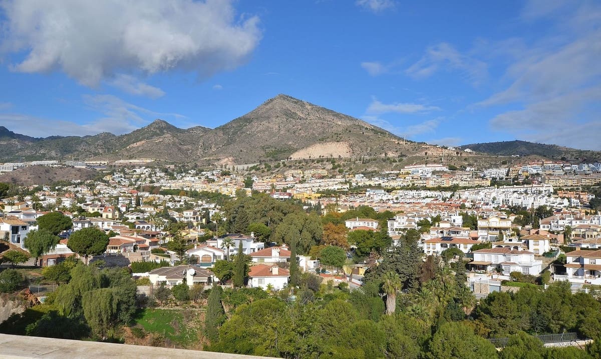 3 Zimmer Penthouse zu verkaufen in Arroyo de la Miel mit Pool Garage - 525.000 € (Ref: 9432652)