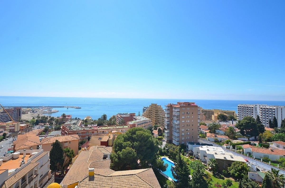2 quarto Penthouse para venda em Benalmadena Costa com piscina garagem - 349 000 € (Ref: 9435144)