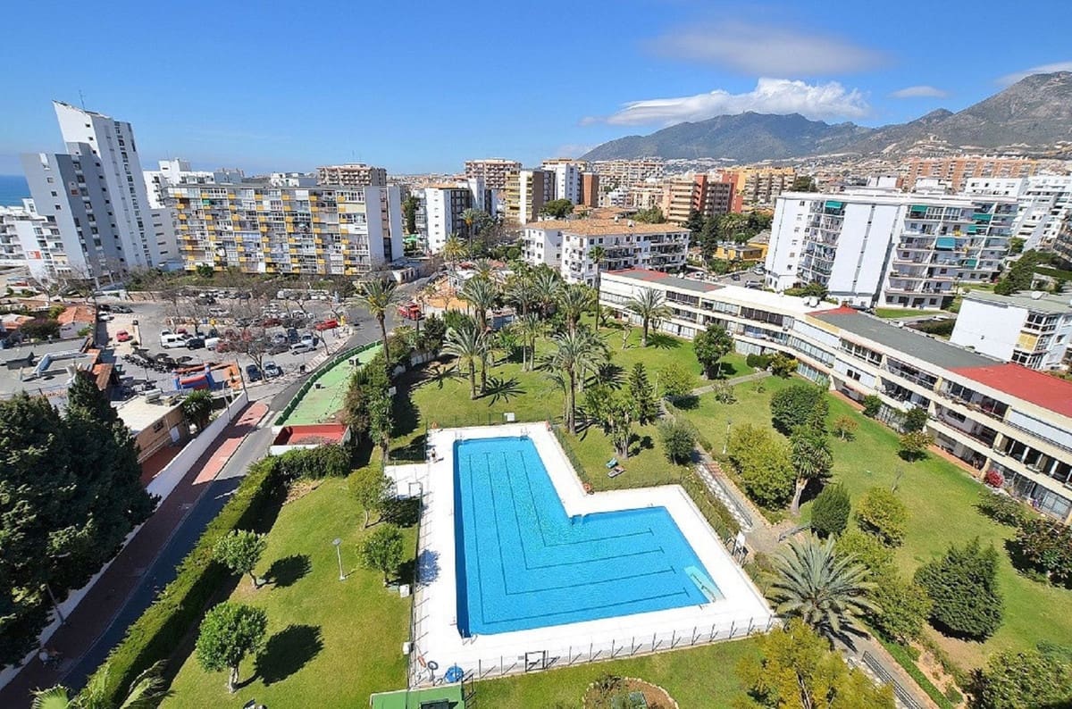 2 quarto Penthouse para venda em Benalmadena Costa com piscina garagem - 349 000 € (Ref: 9435144)