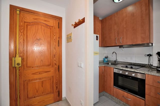 1 chambre Appartement à vendre à Arroyo de la Miel, Benalmádena avec piscine - 225 000 € (Ref: 9438760)