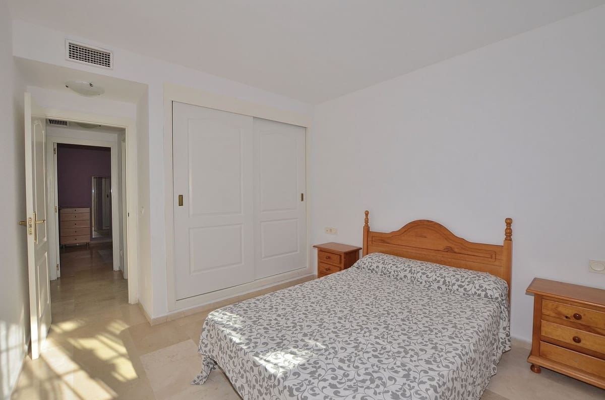 Casa de 2 habitaciones en Benalmádena en venta con piscina garaje - 299.000 € (Ref: 9487245)