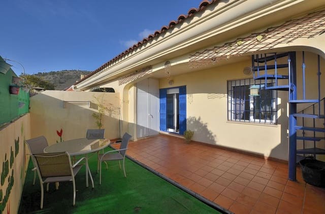 2 soveværelse Byhus til salg i Benalmádena med swimmingpool garage - € 290.000 (Ref: 9487245)