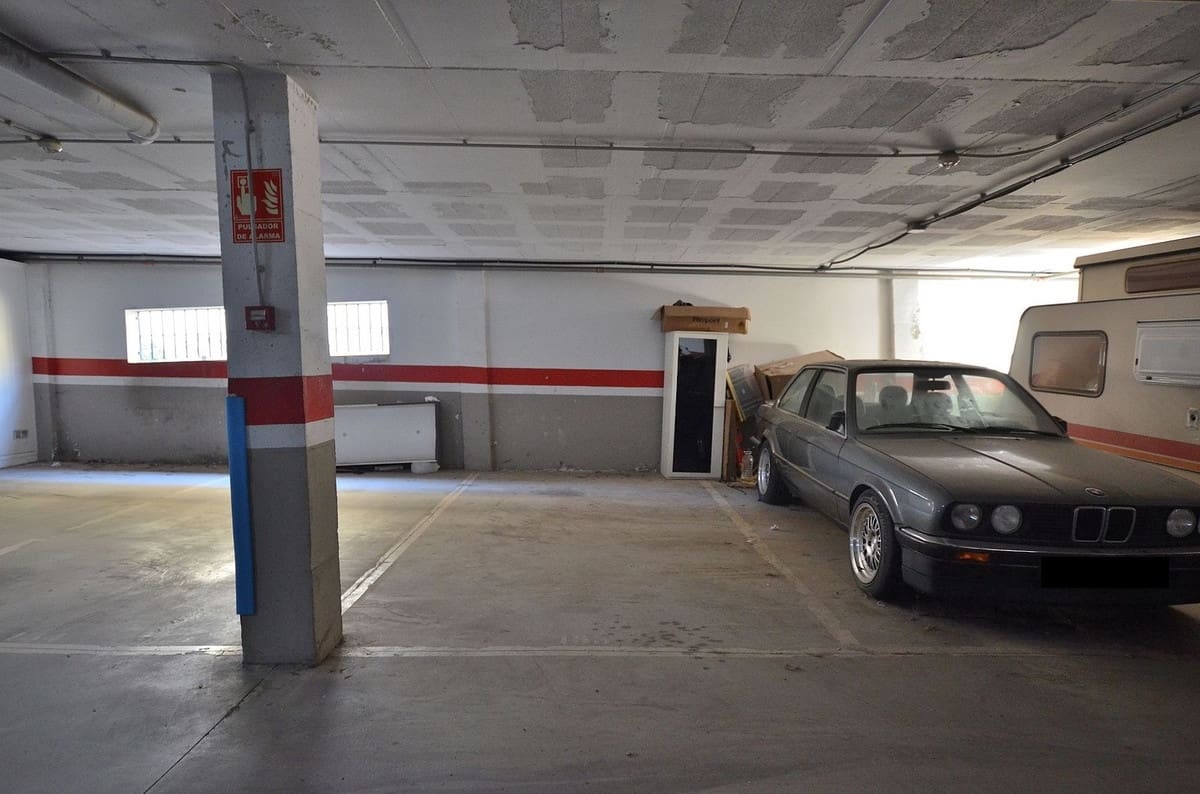 Casa de 2 habitaciones en Benalmádena en venta con piscina garaje - 290.000 € (Ref: 9487245)