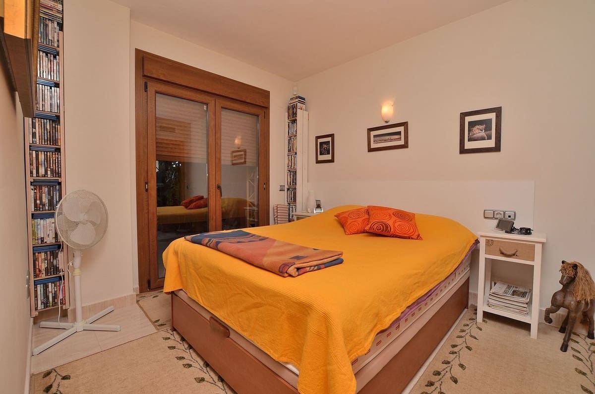 Apartamento de 3 habitaciones en Benalmádena en venta con piscina garaje - 449.000 € (Ref: 9594461)