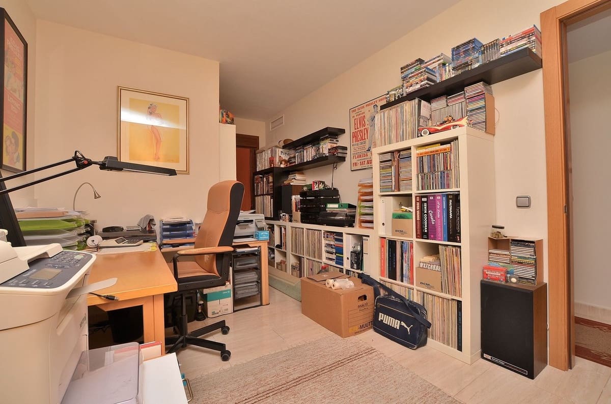 3 soverom Leilighet til salgs i Benalmadena med svømmebasseng garasje - € 449 000 (Ref: 9594461)