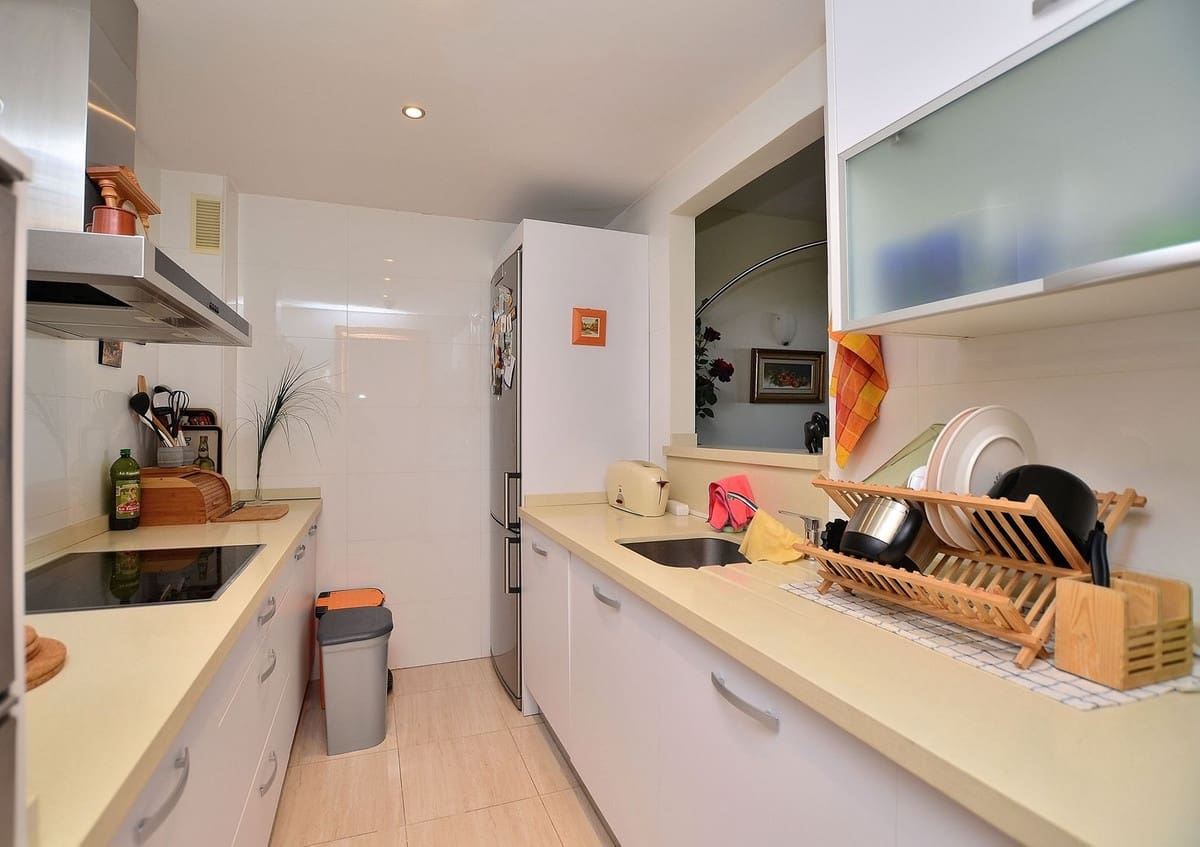 3 soverom Leilighet til salgs i Benalmadena med svømmebasseng garasje - € 449 000 (Ref: 9594461)