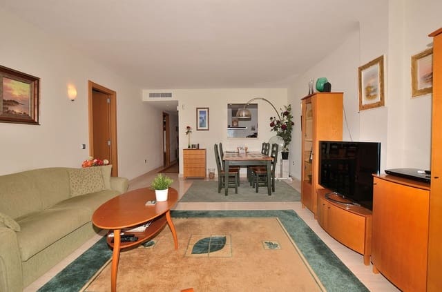 Apartamento de 3 habitaciones en Benalmádena en venta con piscina garaje - 449.000 € (Ref: 9594461)