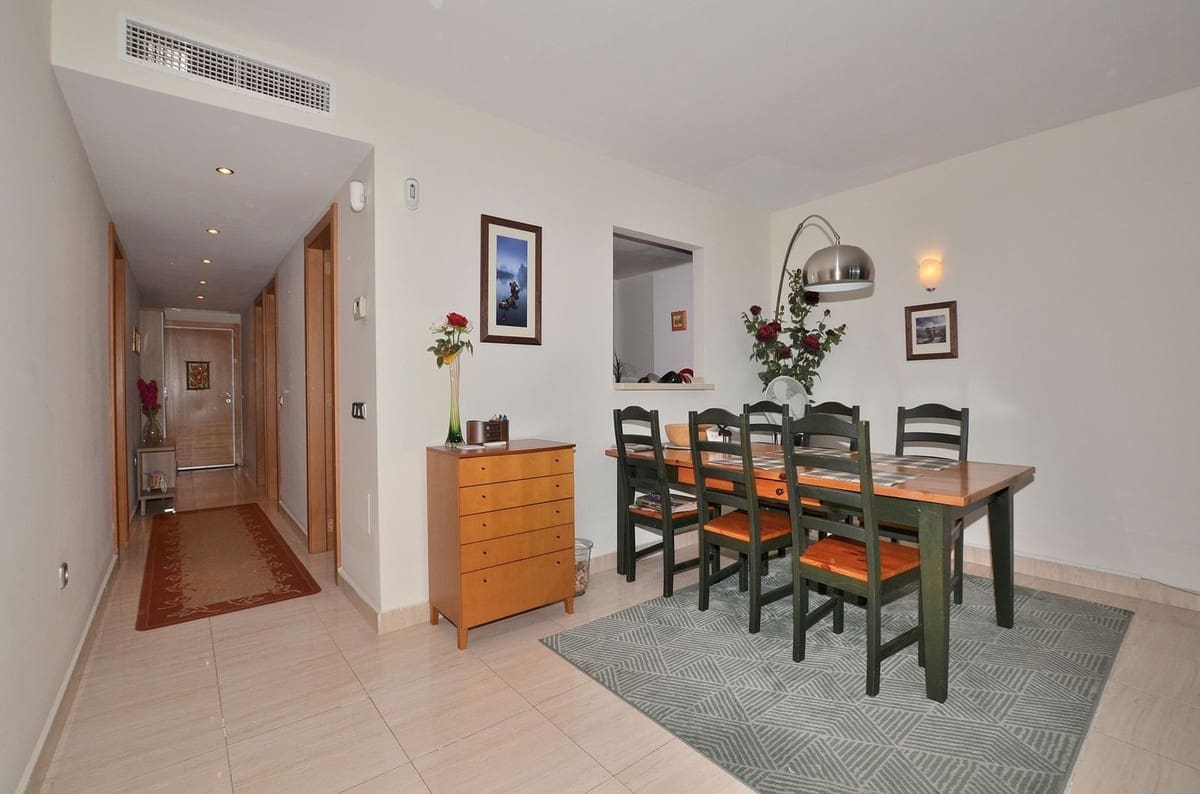 3 bedroom Apartment for sale in Benalmadena with pool garage - € 449,000 (Ref: 9594461)
