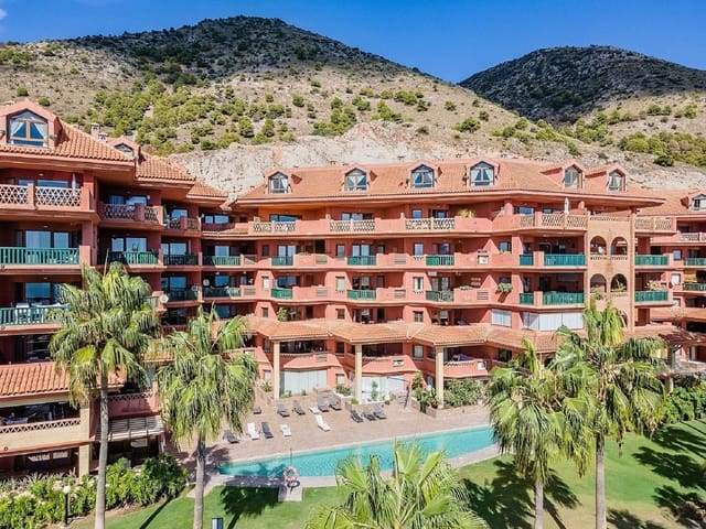 3 soverom Leilighet til salgs i Benalmádena med svømmebasseng garasje - € 449 000 (Ref: 9594461)